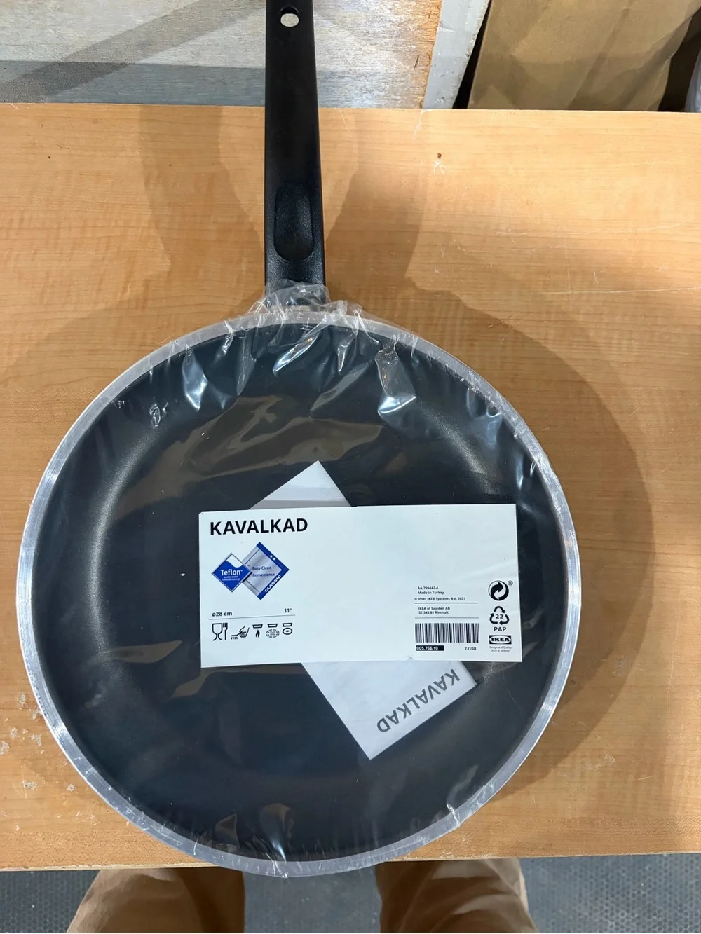 Black Nonstick Frying Pan - Sleek Everyday Cookware